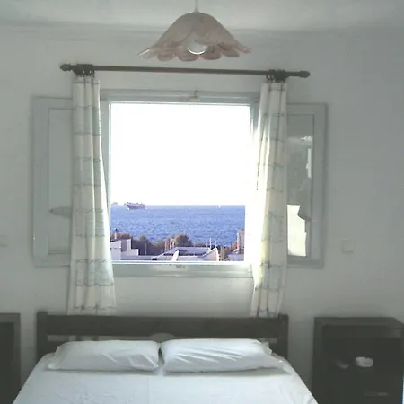 Spyros Парос