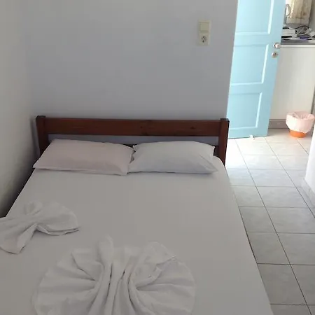 Spyros Парос